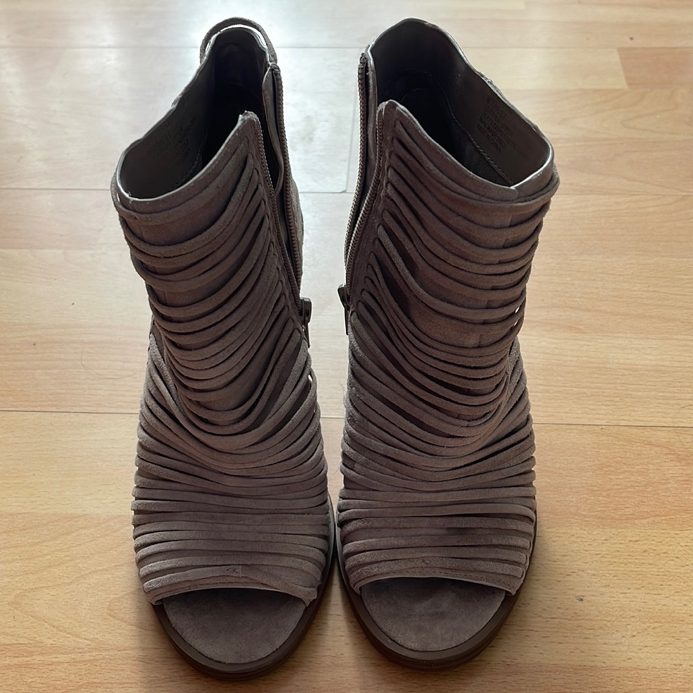 Hight heels ankle boots